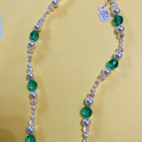 SALE!!!  Lot of 5 beautiful women’s necklaces-all unique and wearable now-NEW - Picture 13 of 15